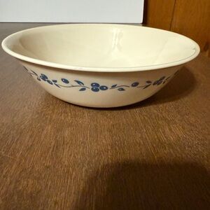 Large Corelle Corningware Blueberry Bouquet 8 1/2" Vegetable Serving Bowl